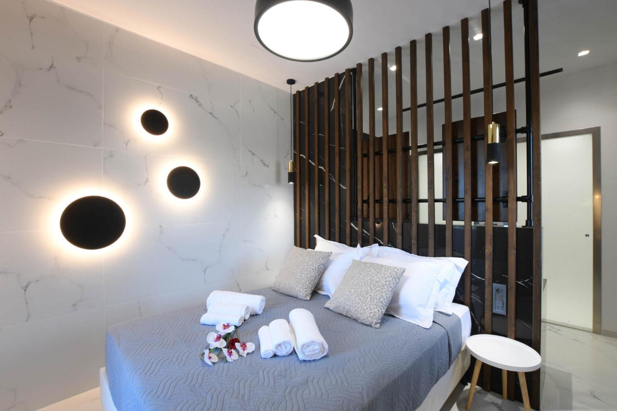 Orion Eco Suites Karteros Quarto foto
