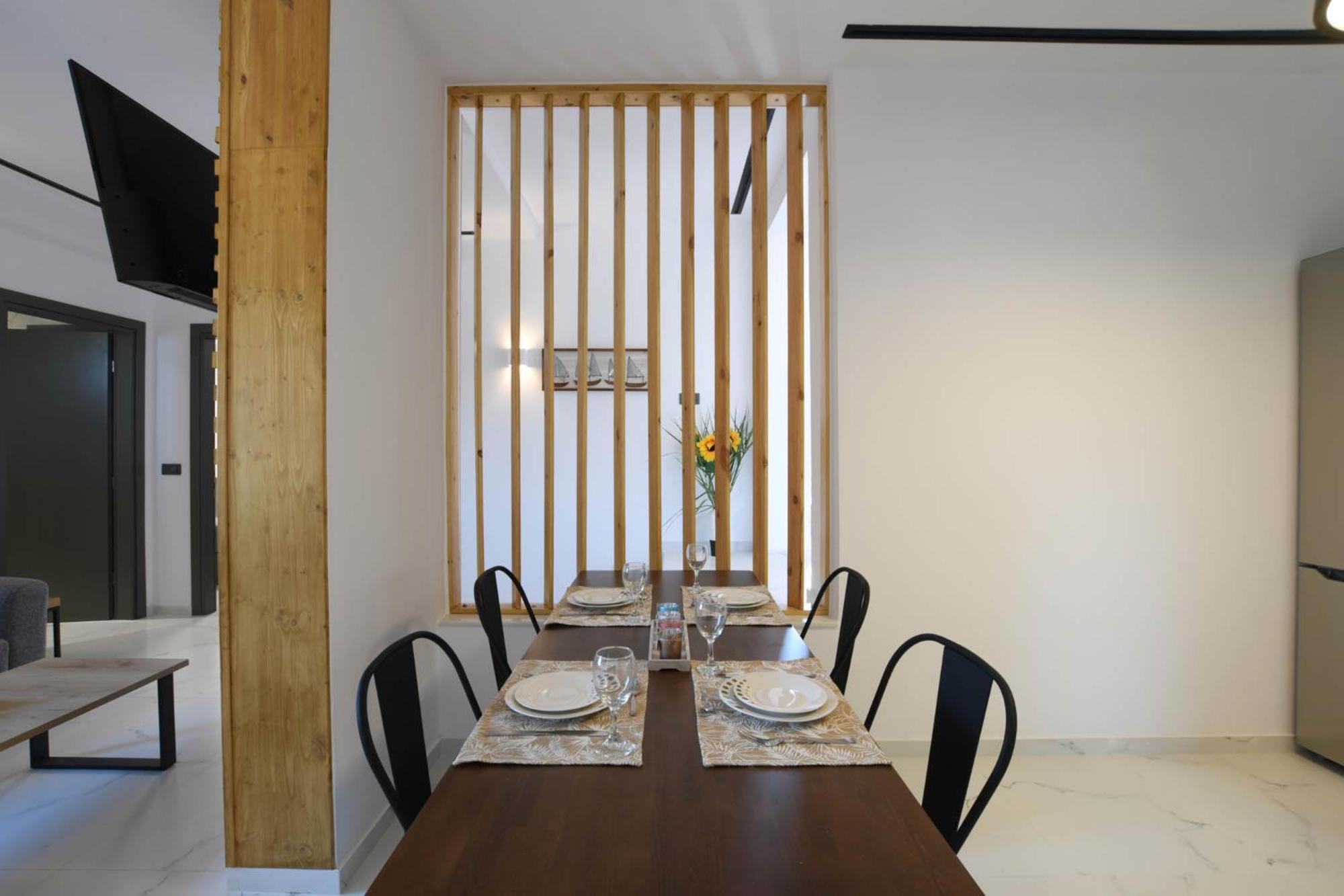 Orion Eco Suites Karteros Quarto foto