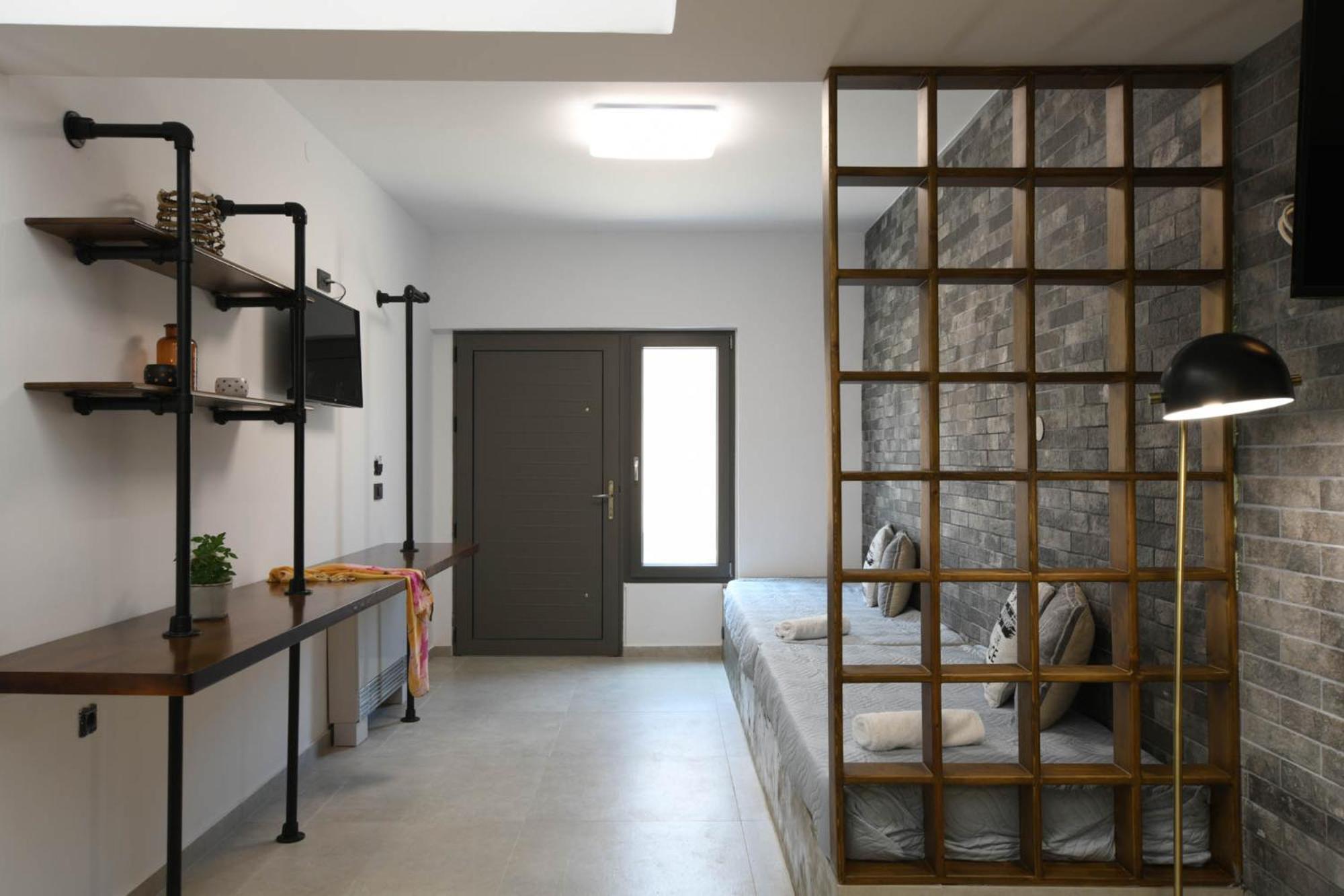 Orion Eco Suites Karteros Quarto foto